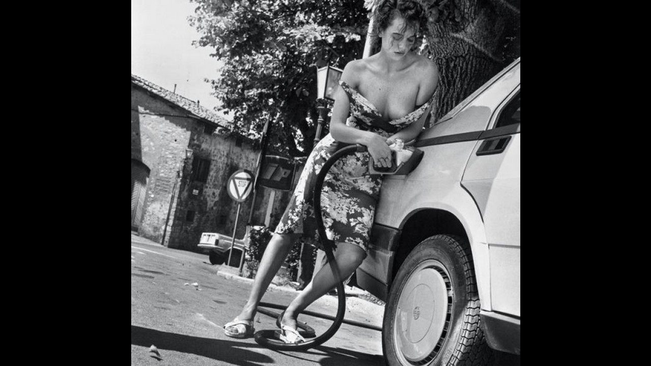 Calendário Pirelli celebra 50 anos com fotos feitas em 1986
