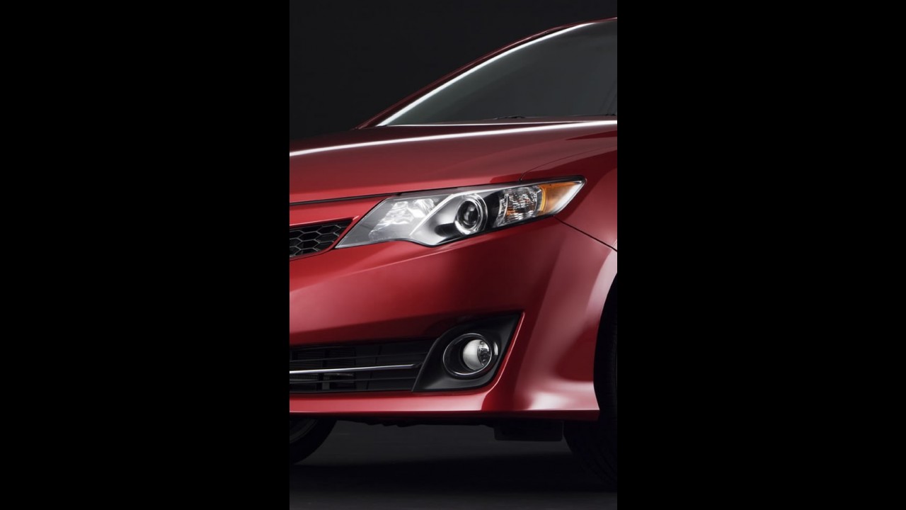 Toyota Camry 2012: teasers antecipam novidades visuais