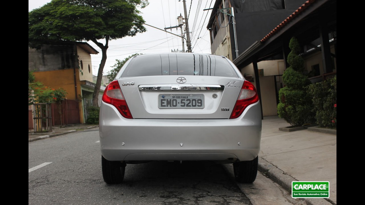 Garagem CARPLACE: Avaliação final do JAC J3 Turin