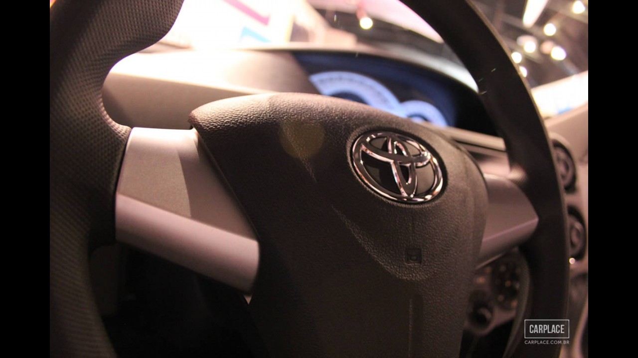 Novo Toyota Etios: Conhecemos ao vivo o novo popular japonês - Veja galeria de fotos