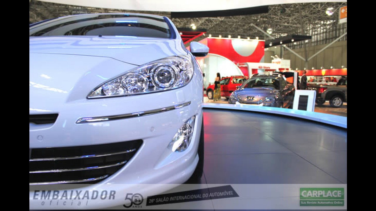 Salão do Automóvel: Peugeot apresenta oficialmente o novo sedan 408