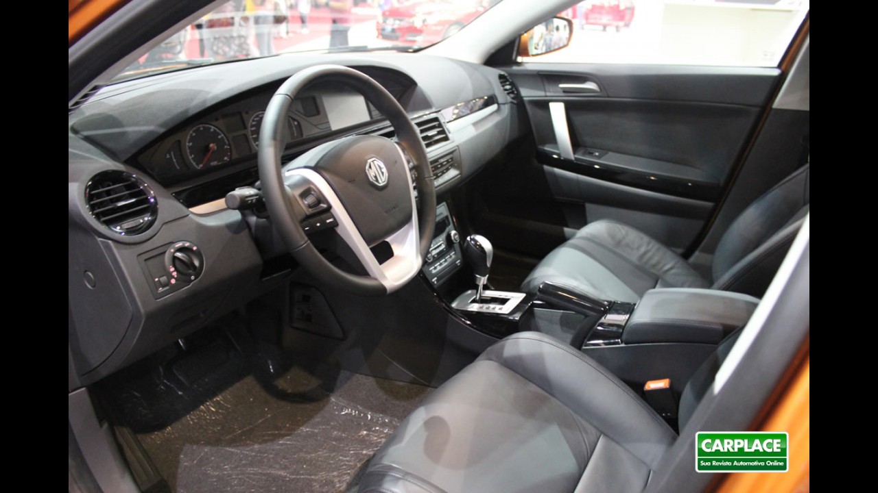 Morris Garages "MG" estréia oficialmente no Brasil - MG 6 Turbo chega por R$ 99.789