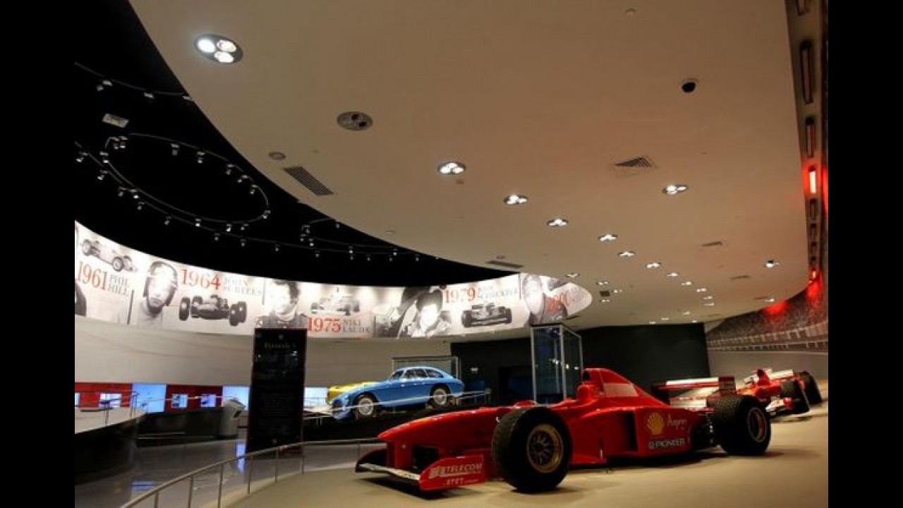 Ferrari World: Parque da Ferrari é inaugurado em Abu Dhabi - Veja fotos