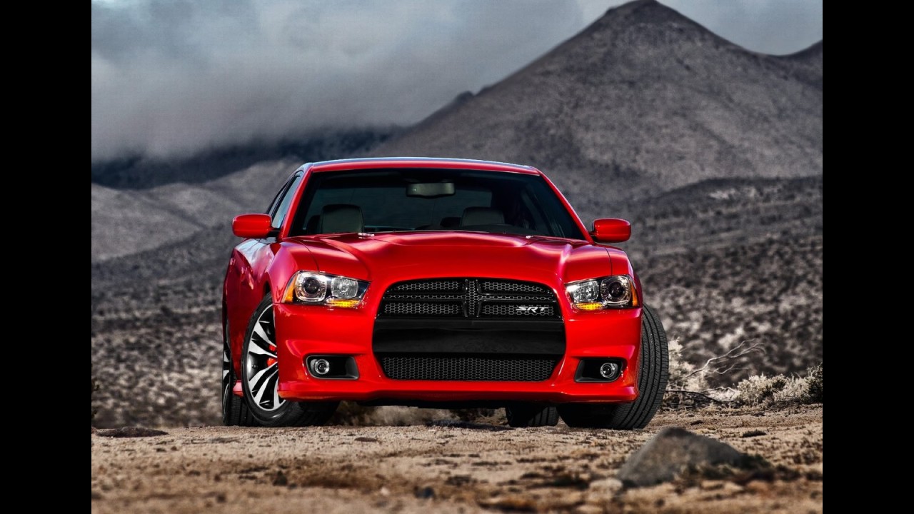Fotos: Dodge Charger SRT8 2012 ganha novo motor HEMI V8 e visual mais agressivo