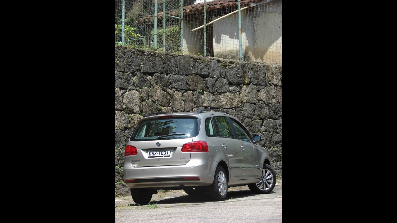 Avaliação - VW SpaceFox 1.6 Sportline I-Motion 2011 melhorou bastante, mas peca no preço