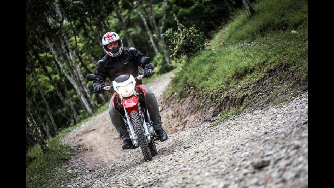 Honda CG vende mais de 30 mil mesmo com mercado em queda - veja ranking