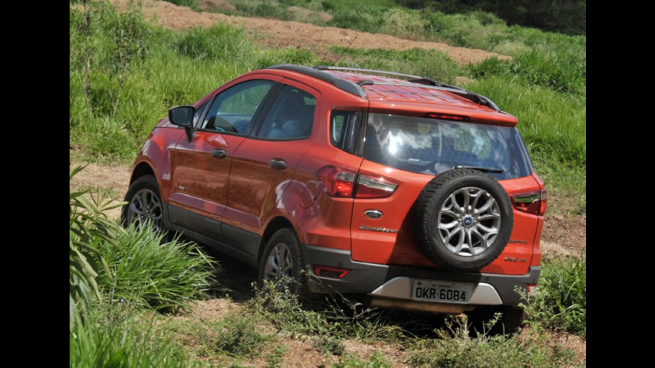 Volta rápida: Ford EcoSport FreeStyle 4WD - Mais valentia para o jipinho, mas sem exageros