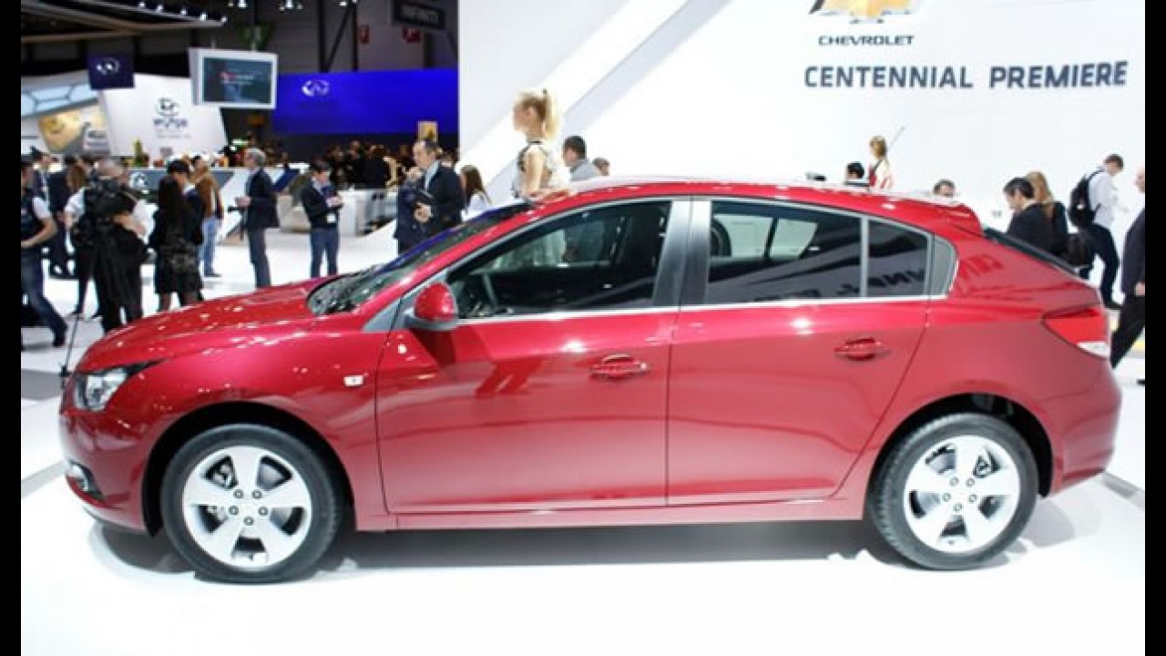 Futuro "brasileiro": Chevrolet Cruze Hatch ao vivo em Genebra