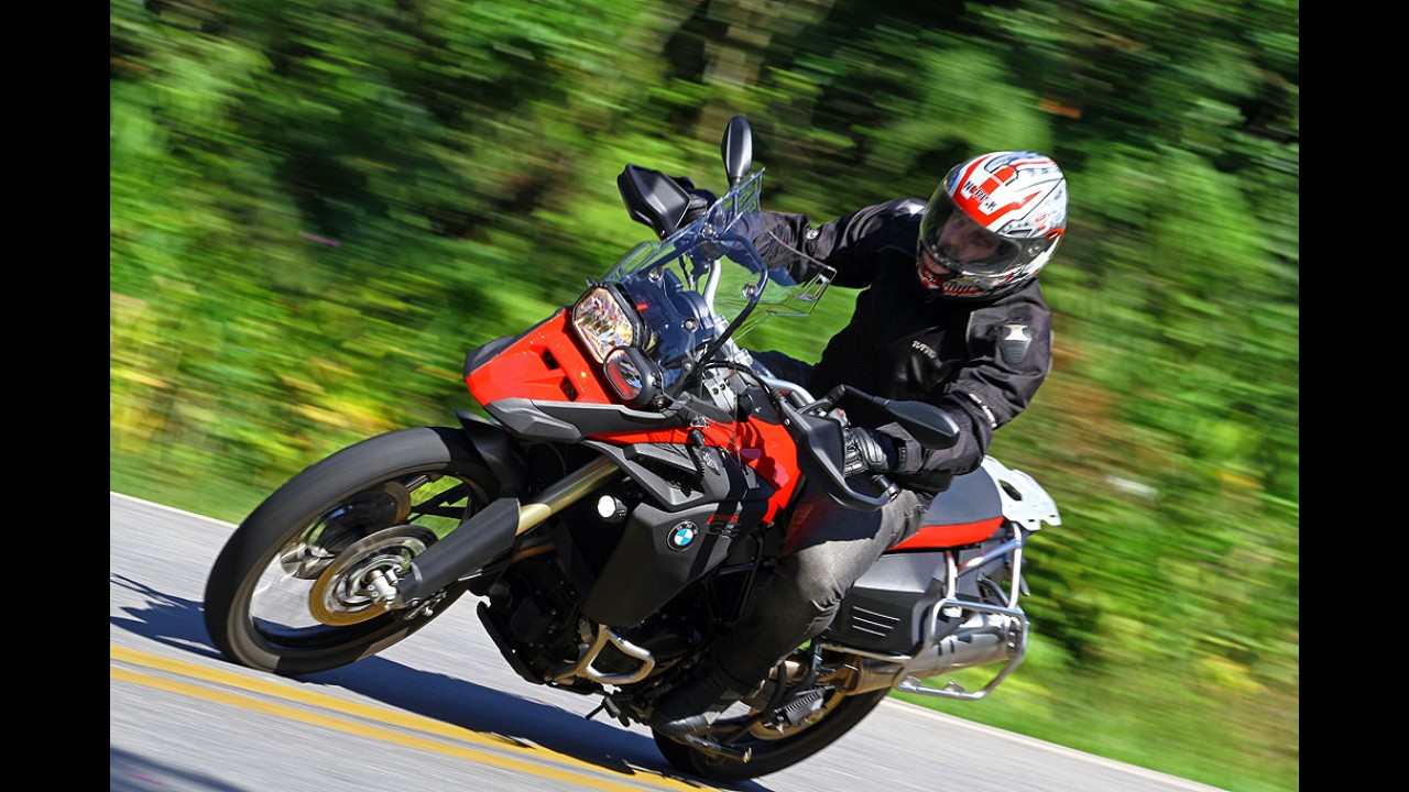 BMW libera instalação de rastreadores nas motos sem perda de garantia