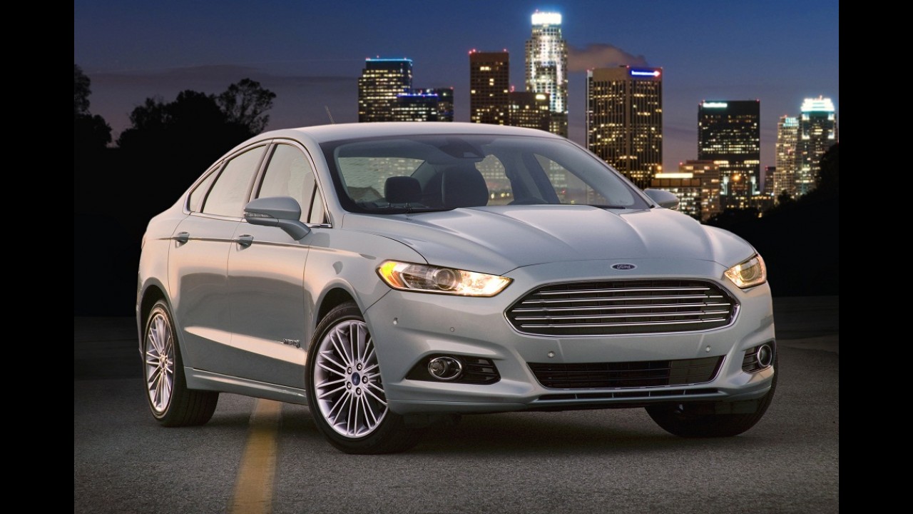 Ford é acusada de divulgar falso consumo de modelos híbridos