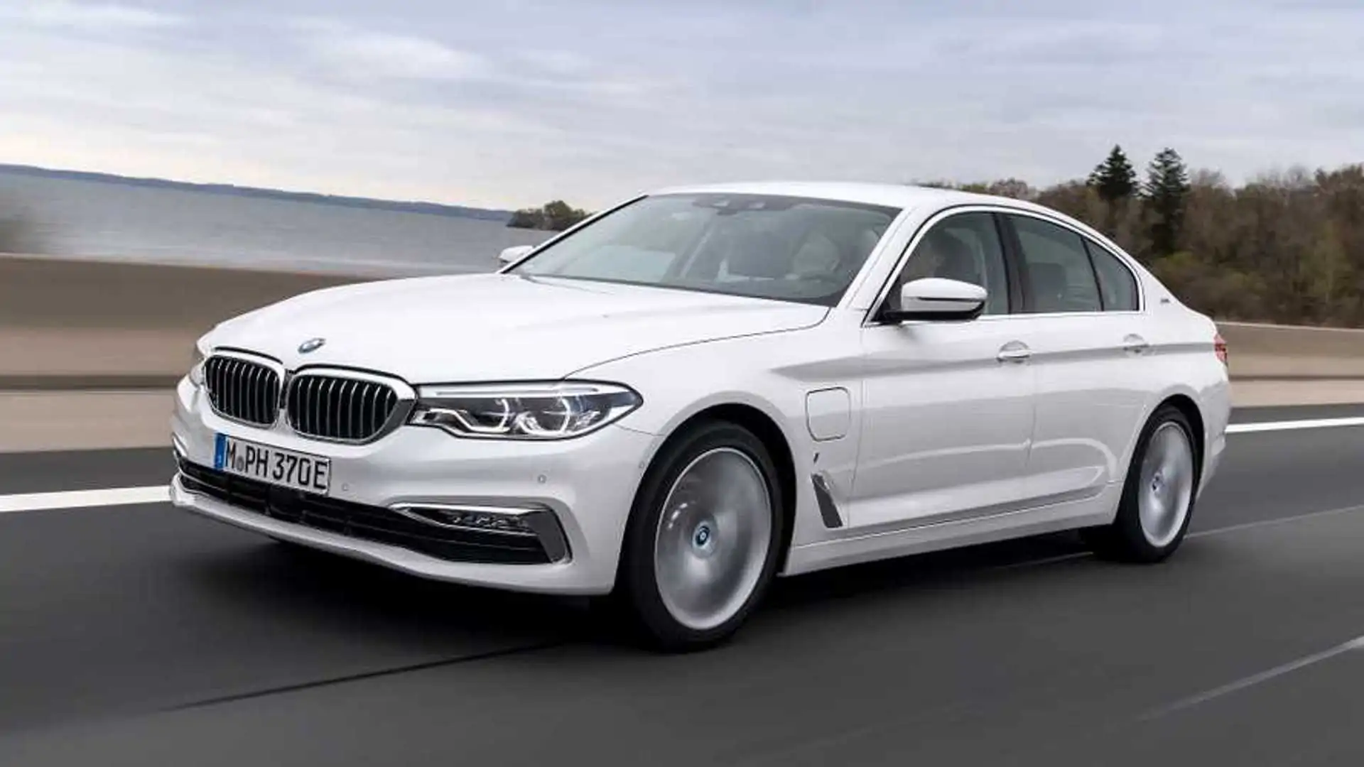 Official EPA Figures Posted For 2018 BMW 530e & 530e xDrive, Up To 16 Miles  Range
