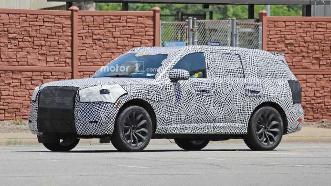Lincoln Aviator Plug In Hybrid Suv Spied 2020 Lincoln Aviator Plug In Spied 1