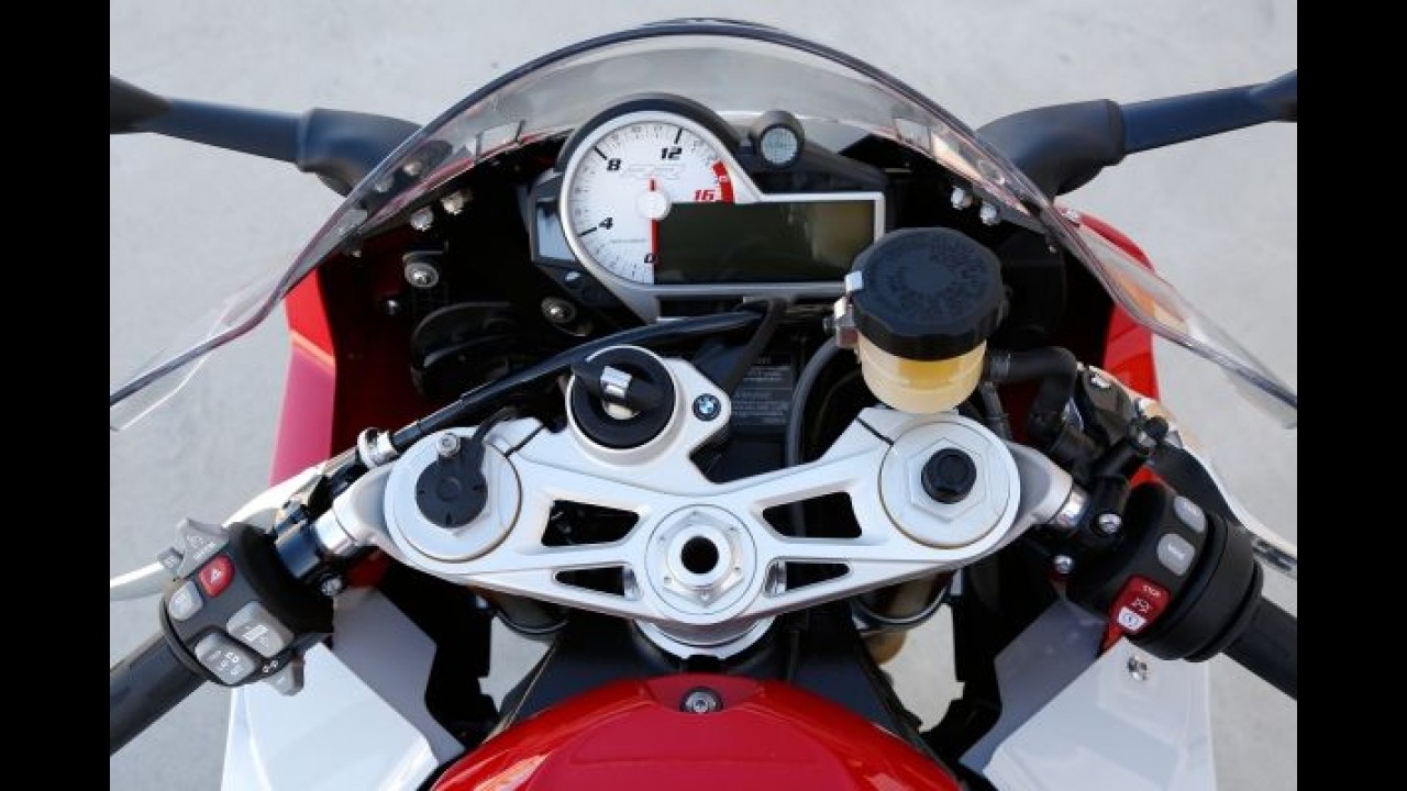 BMW passa a montar superesportiva S1000 RR no Brasil - veja preços