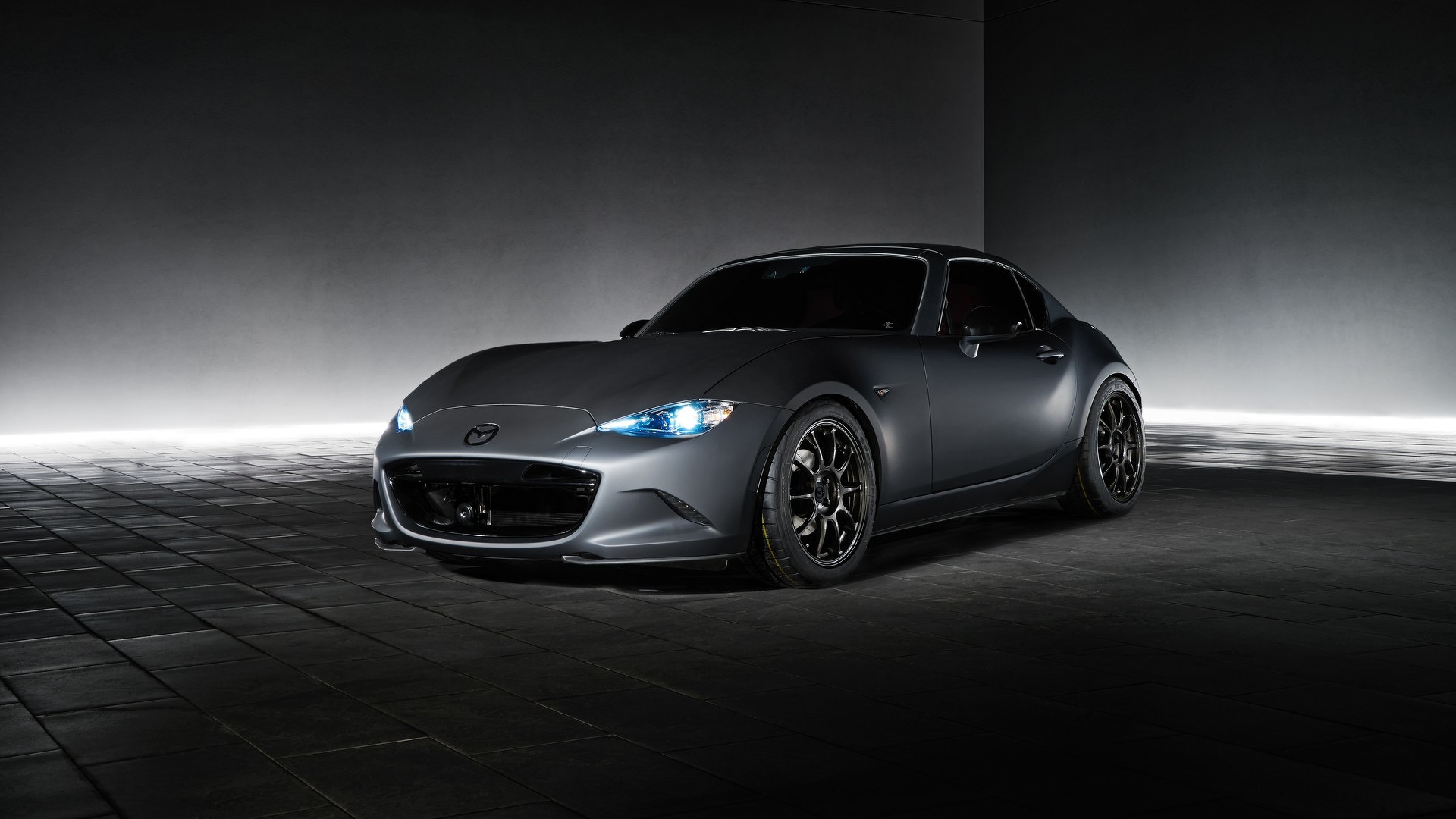 Mazda: bir sergi ve açıklama Mazda: bir sergi ve açıklama