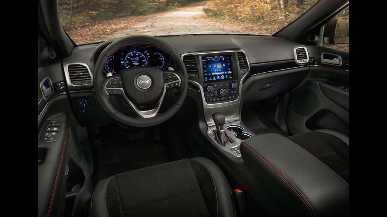 Vazou: Jeep Grand Cherokee Trailhawk aparece em primeiras fotos oficiais