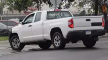 Toyota Tundra refresh spy pics
