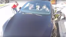 Bir Tesla Model S’e kaç insan sığar?