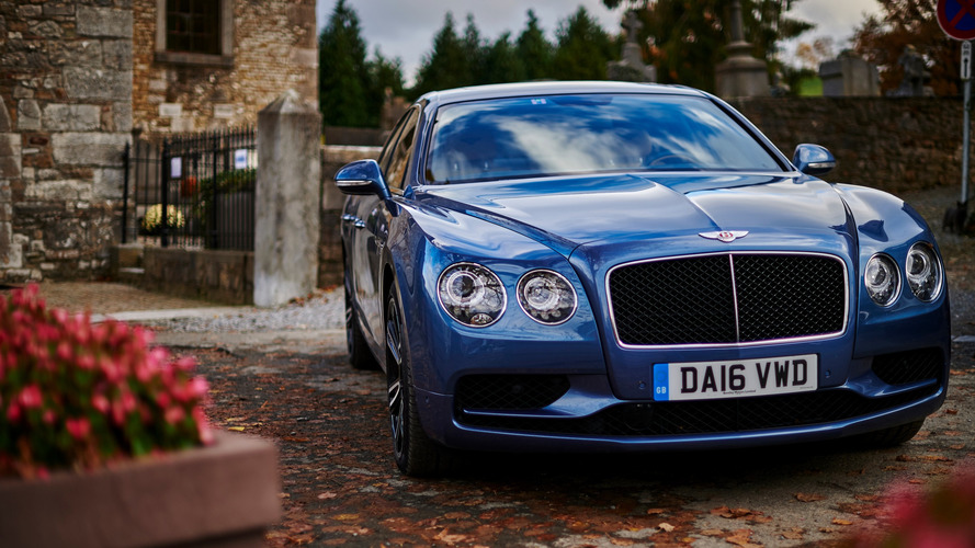 La Bentley Flying Spur d'Arthur immobilisée par la police