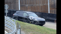 Porsche Cayenne, le foto spia