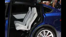 Tesla al Salone di Ginevra 2016