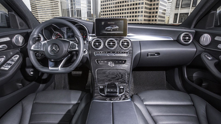 Mercedes-Benz C300 Interior