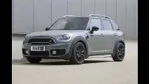 Sportlich befederter Mini Countryman