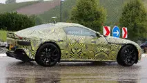 2018 Aston Martin Vantage casus fotoğraflar