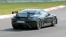 2022 Porsche 718 Cayman GT4 RS Spionagefoto