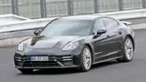 Porsche Panamera Löwe Nürburgring Lauf
