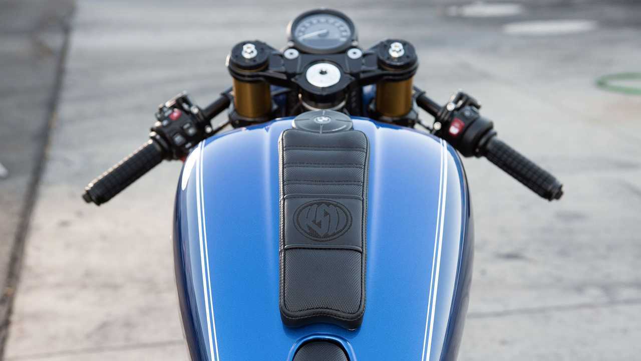 2021 BMW R 18 Dragster-Tank Accents