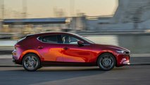 Nuova Mazda3, prova su strada