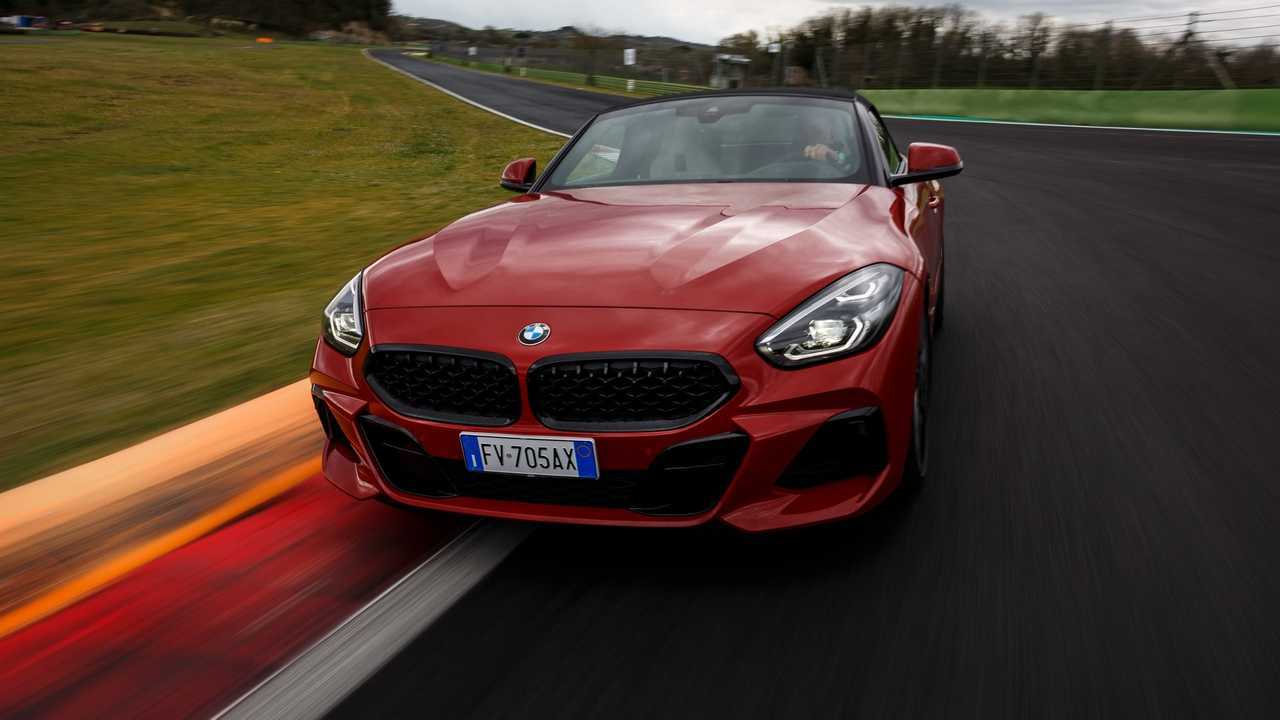BMW Z4 la prova su strada ed in pista