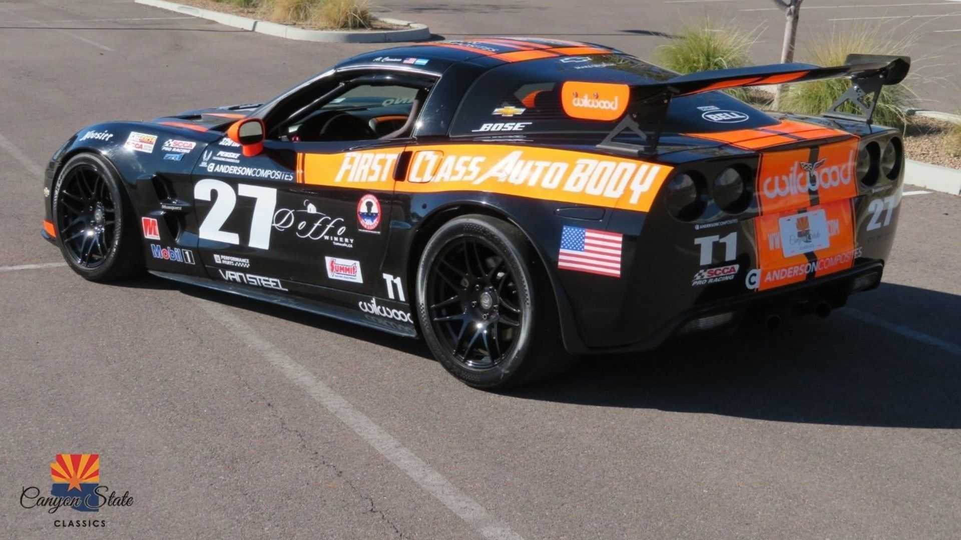 ["2005 Chevrolet Corvette GT2 Race car"]