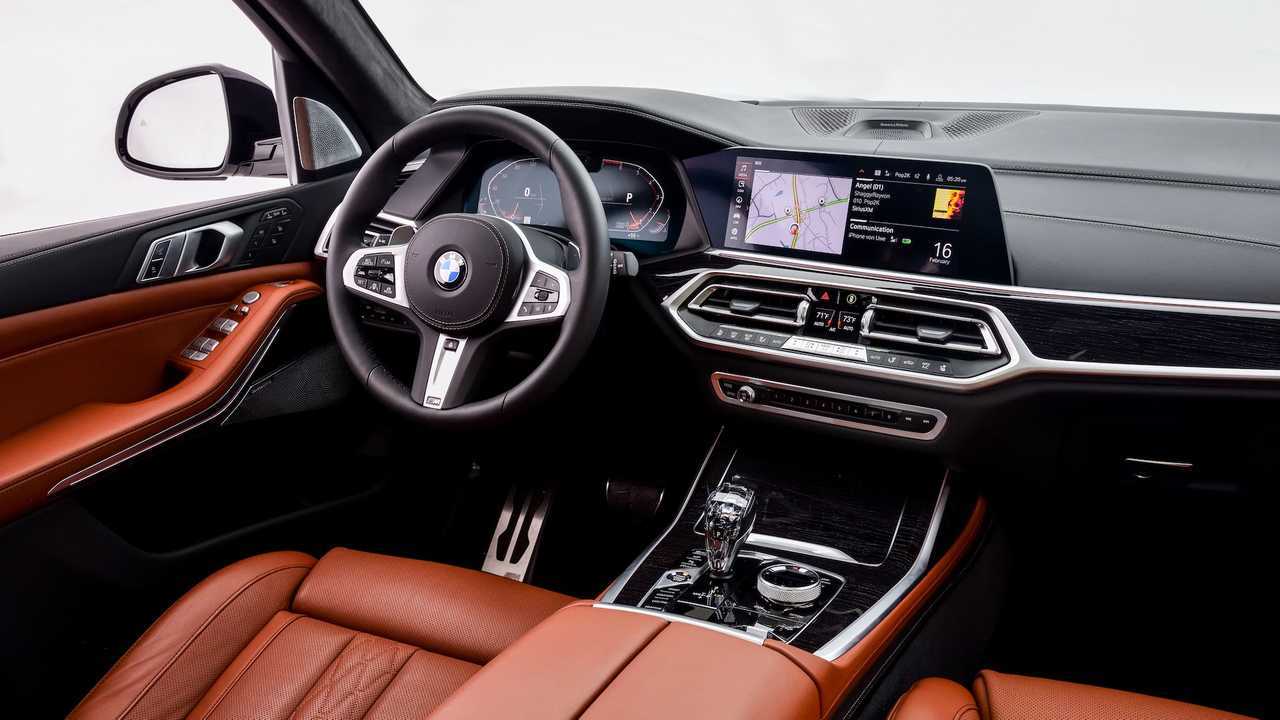 BMW X7, la prima prova su strada