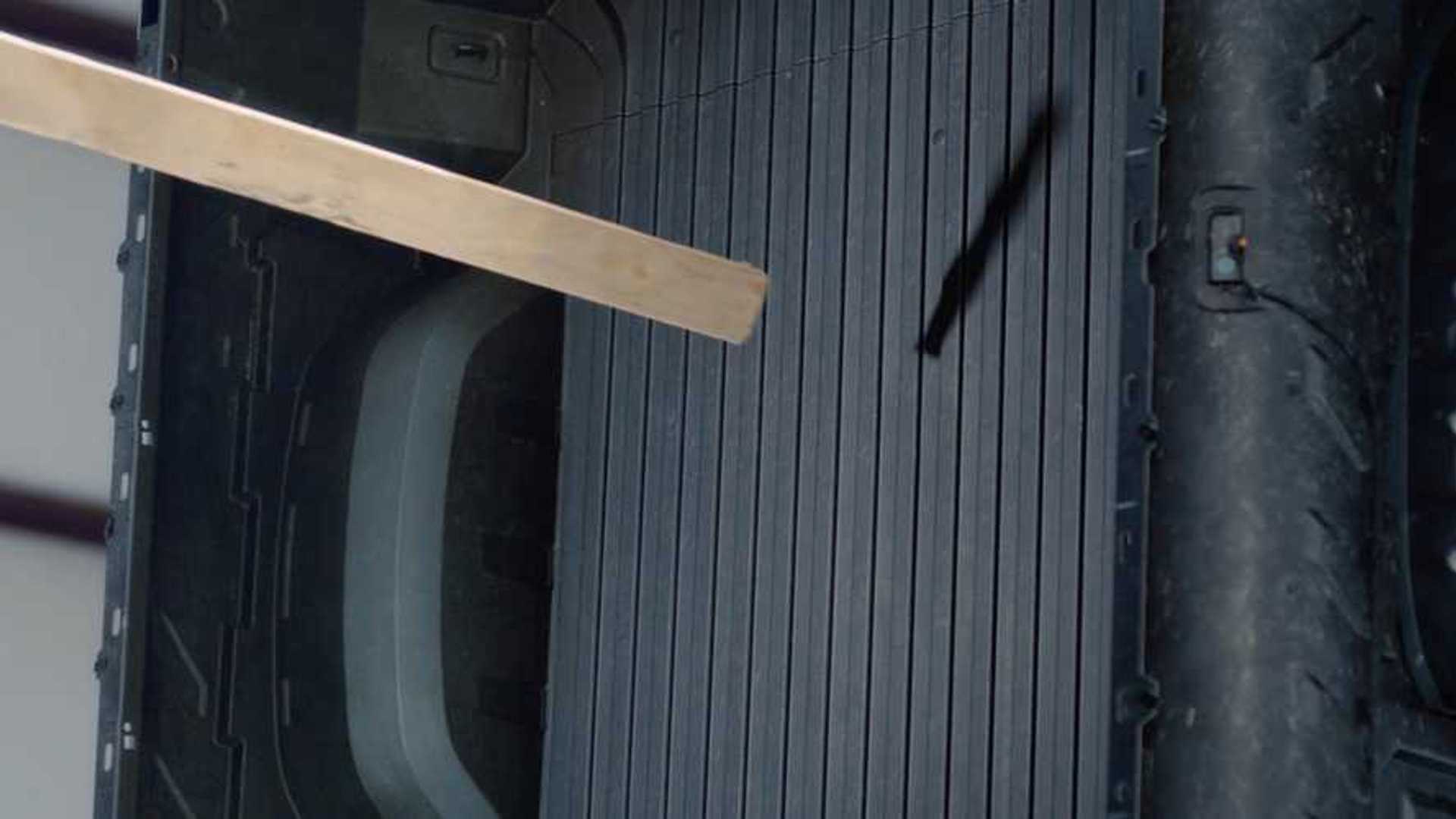 GMC Sierra CarbonPro Bed Test Commercial