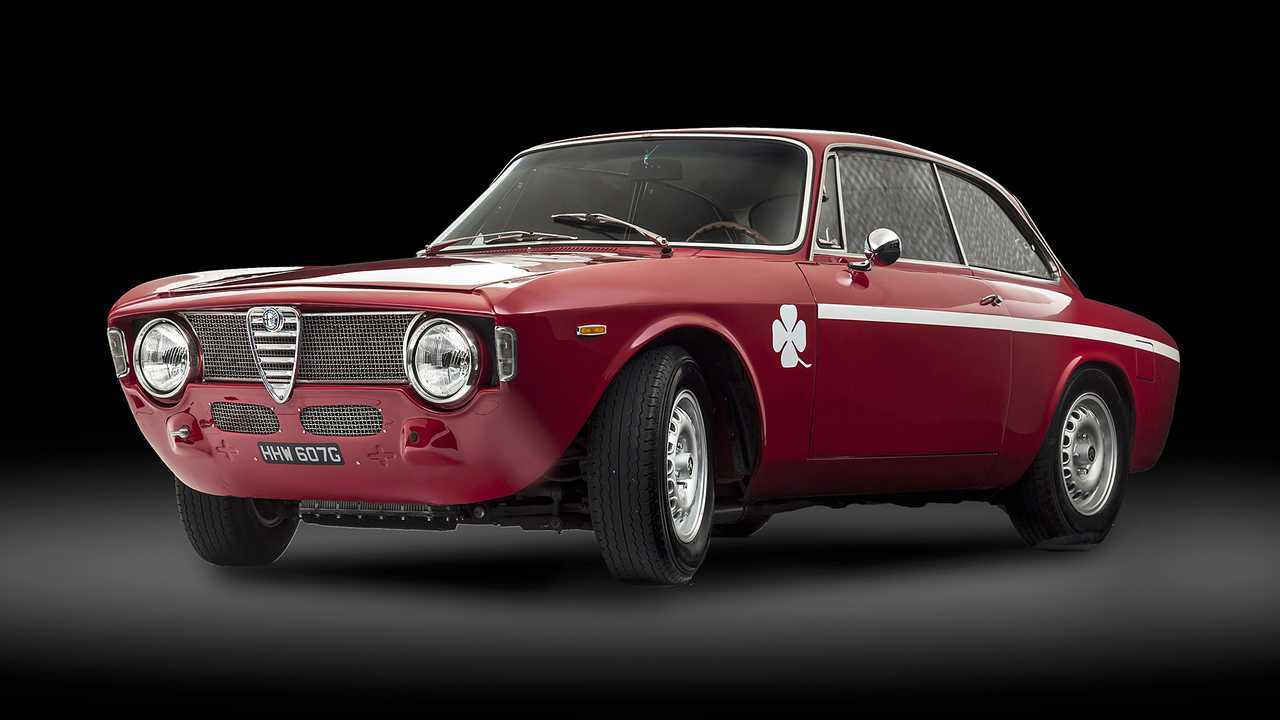 Alfa Romeo GIULIA GTA, régi, új összehasonlítani