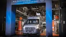 Mercedes-Benz eSprinter production at the Dusseldorf plant
