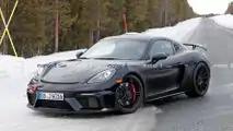 Porsche 718 Cayman GT4 RS, fotos espía.