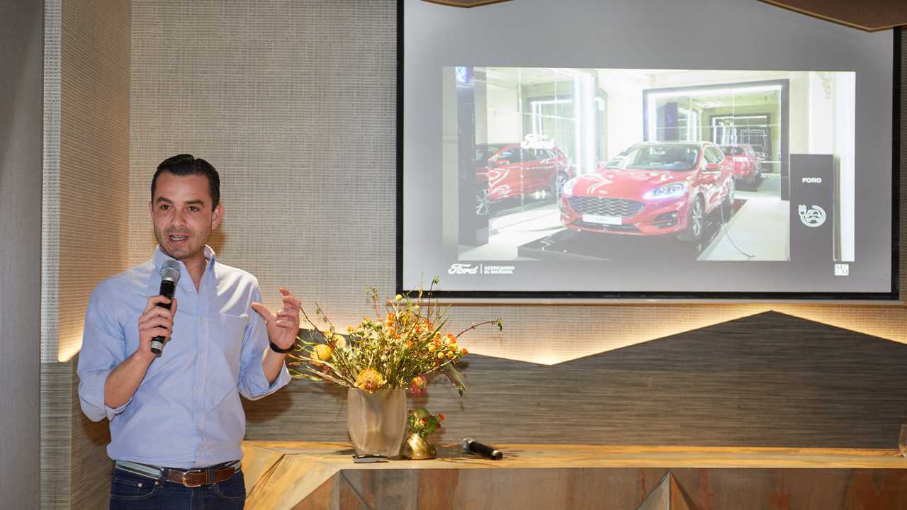Ford Kuga PHEV en Casa Decor