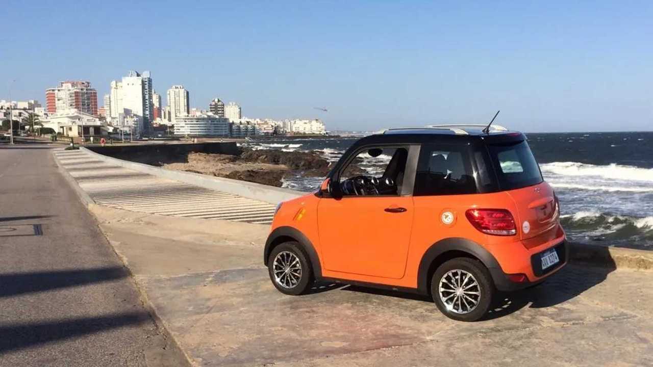 Tito probó en Potrero de los Funes: nuevas fotos y datos del auto eléctrico de San Luis