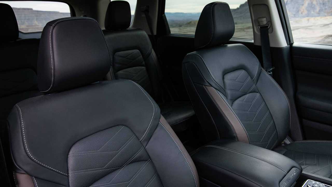 Новый Nissan Pathfinder, интерьер