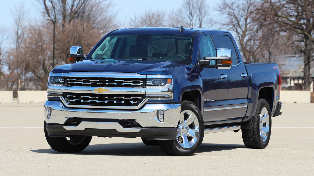 GM ogłasza akcję serwisową dla 1559 egzemplarzy Silverado i Sierra z powodu wadliwych poduszek powietrznych