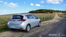 Essai Toyota Auros Hybrid