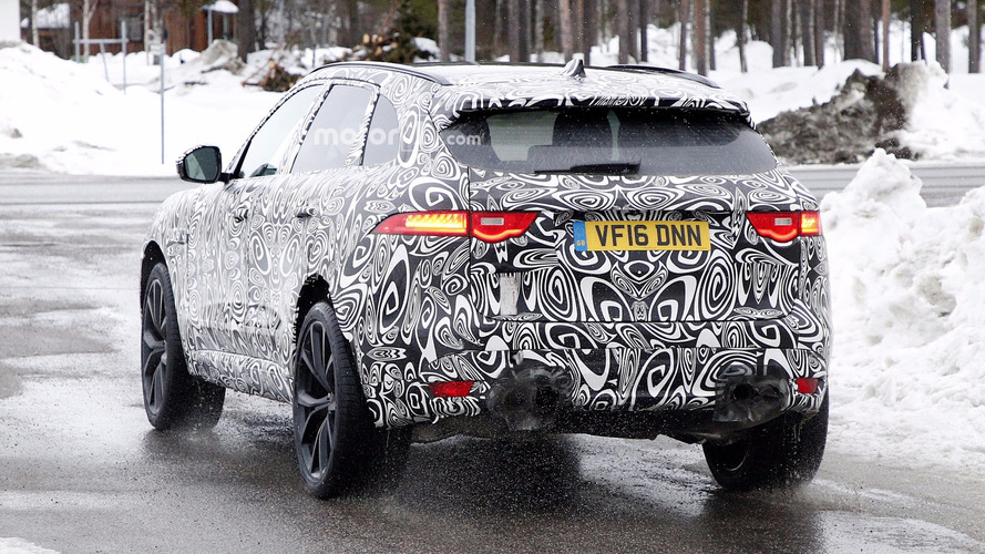 2018 Jaguar F-Pace SVR new spy photo