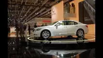 Lexus al Salone di Parigi 2006
