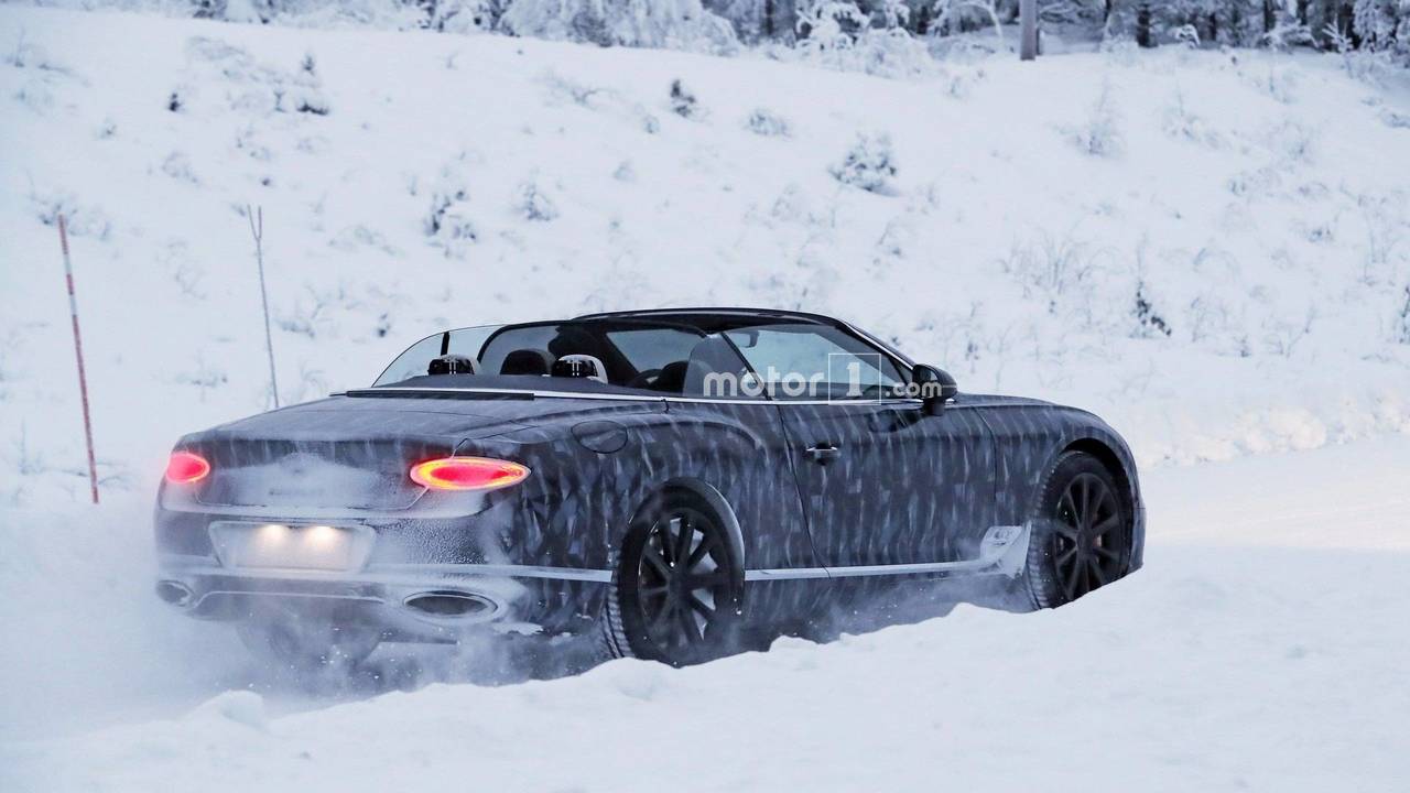 Bentley Continental GTC 2018 fotos espía