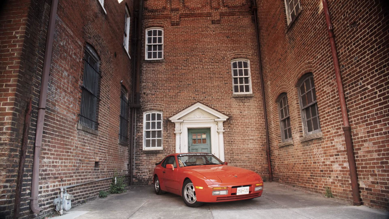 Porsche 944 vs. Macan GTS