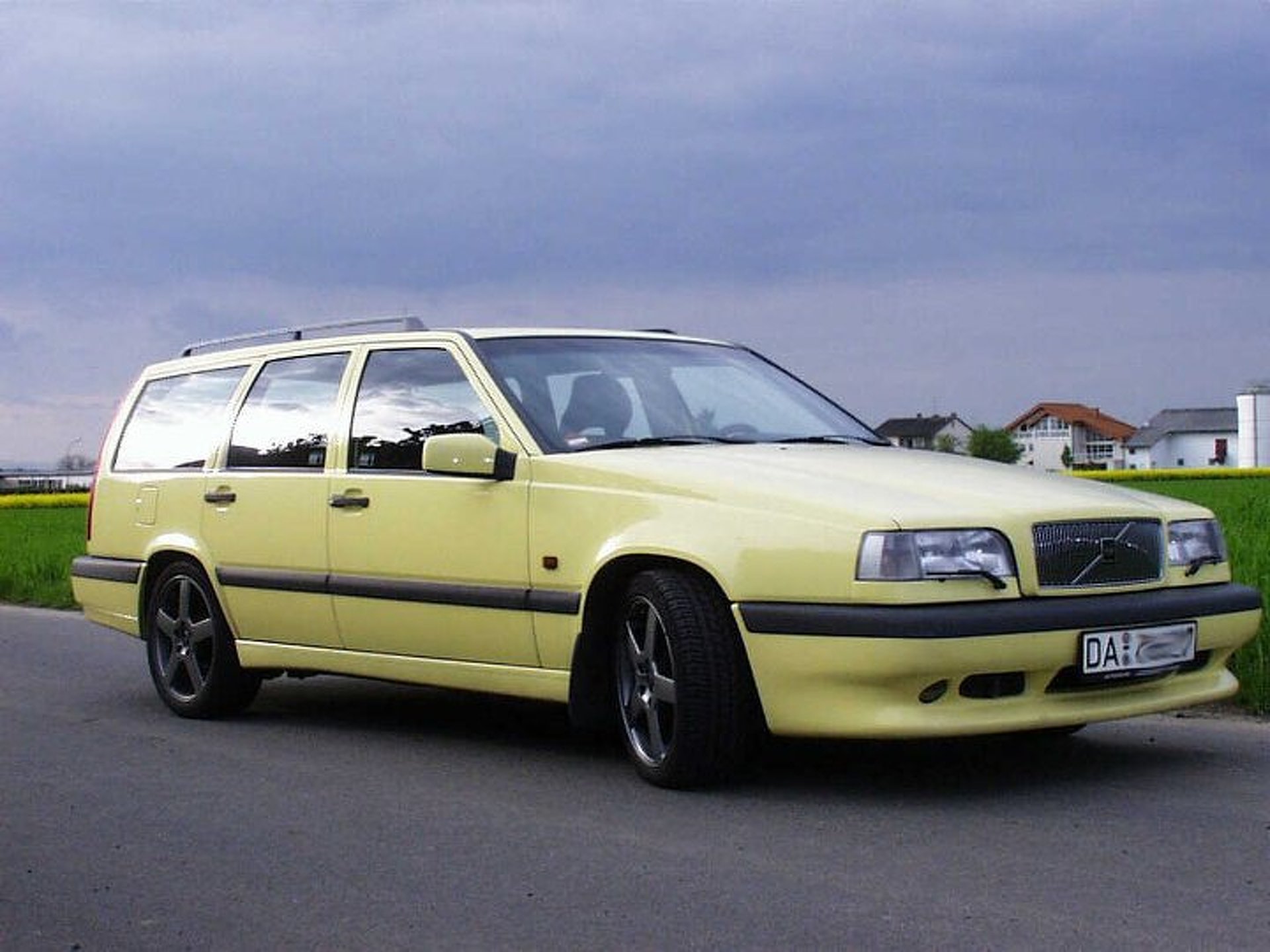 10 Epic, Sporty Station Wagons