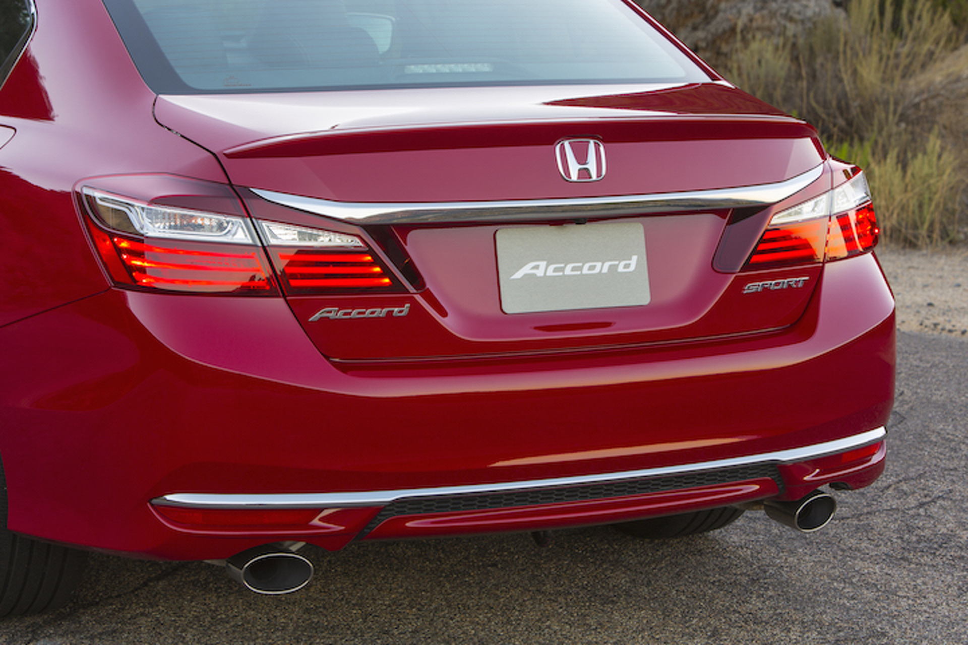 2016 Honda Accord Goes Modern With New Tech, New Look: First Drive