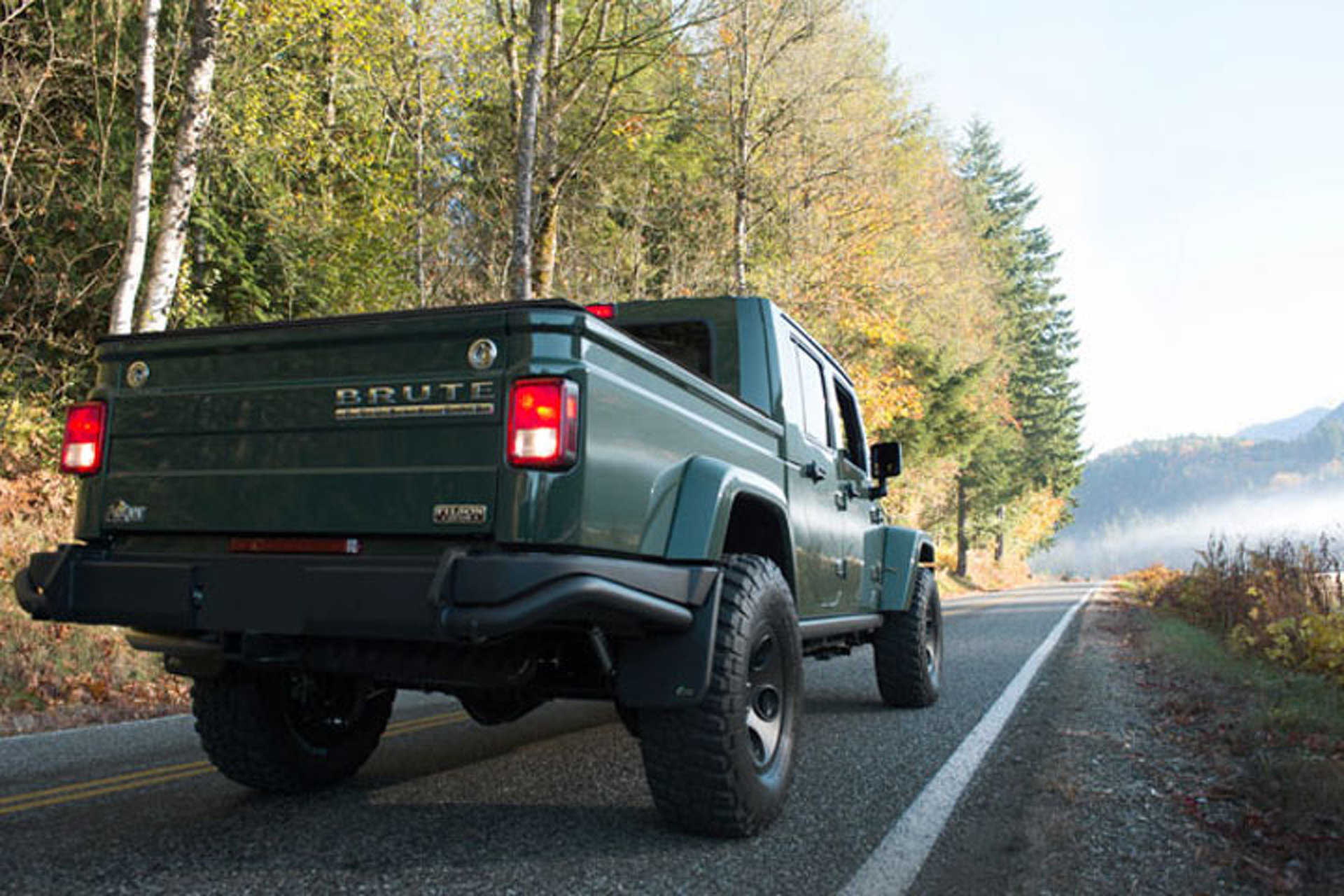 Limited Edition Filson Jeep Dresses Up the 'Brute'
